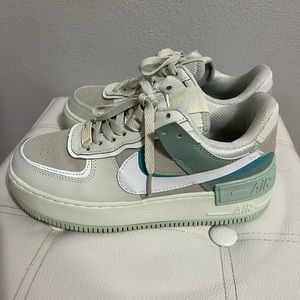 Nike Air Force Sneakers in Pistachio